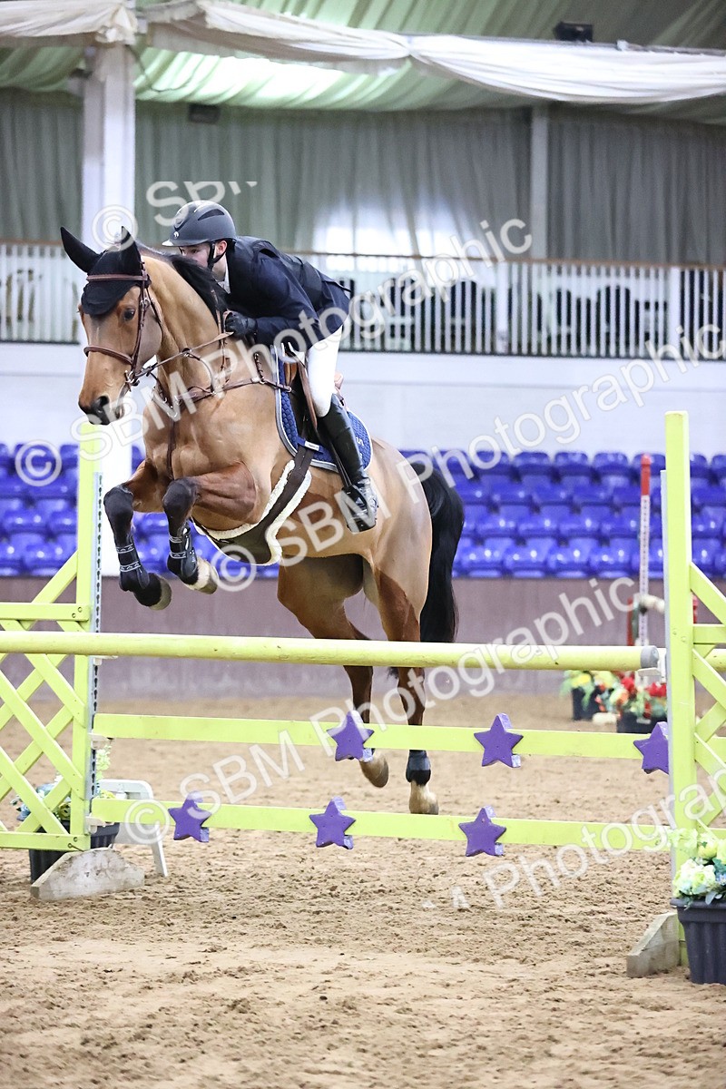SBM_2573 - Class 9 - Senior Newcomers/ 1.10m Open