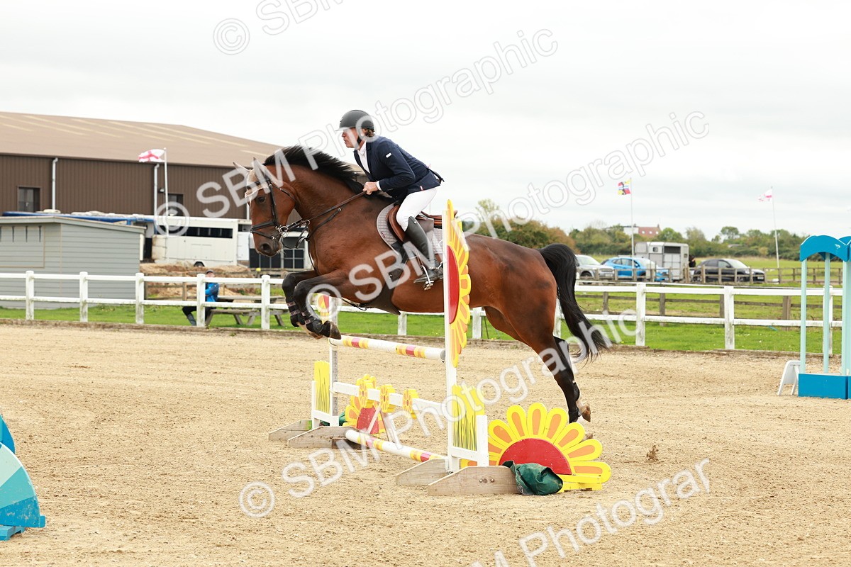 1I0A7171 - Class 3 - Senior Discovery - 1.00m