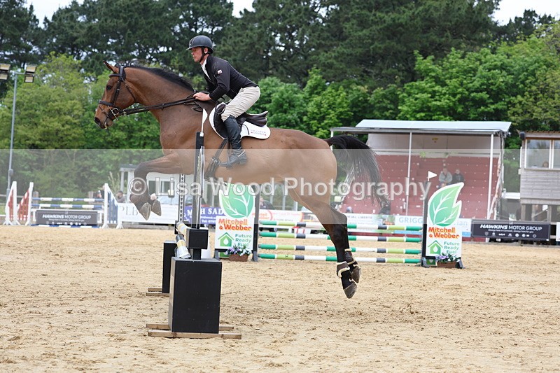3E7A6342 - Class 4: Senior British Novice/90cm open