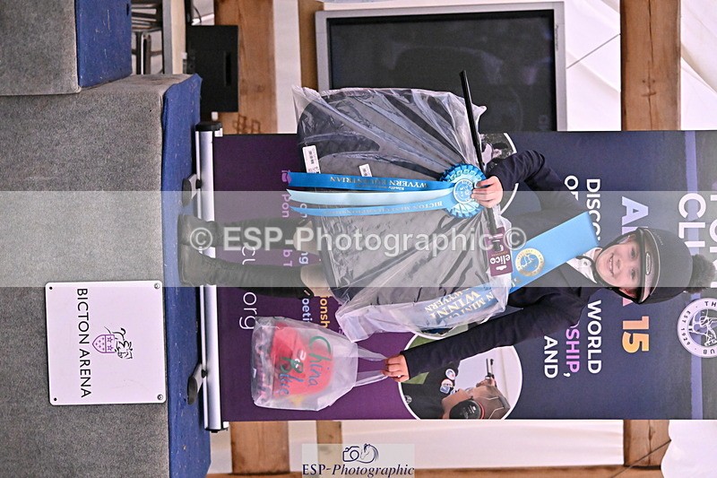 260828A-181522-23570 - All Showjumping Presentations