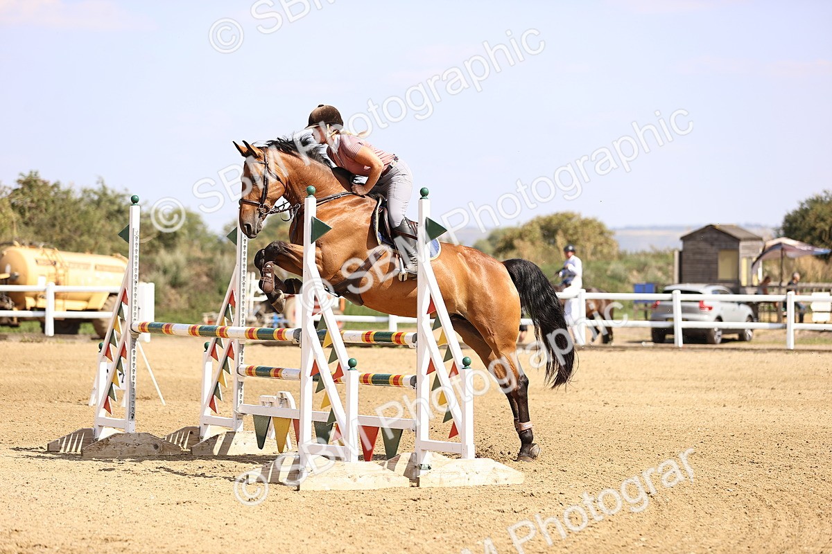 SBM_006806 - Class 13 - Senior Newcomers - 1.10m