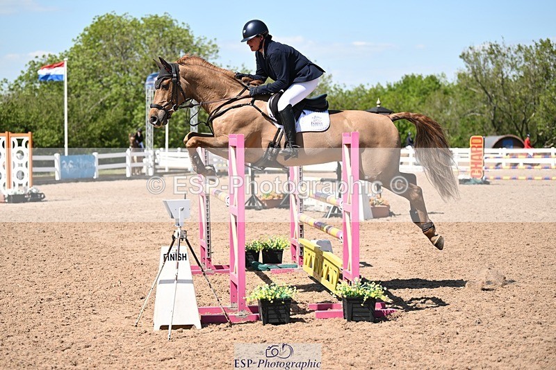 250510-142358-11738 - Cls 23 1.05m Amateur Quali