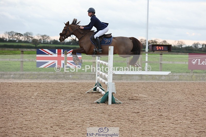 241117X-142325-04943 - Cls 37s 138cm