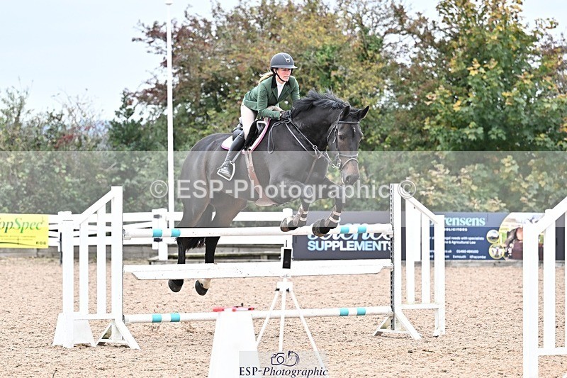 251015-152143-00882 - Cls 6 Foxhunter and 1.20m Open