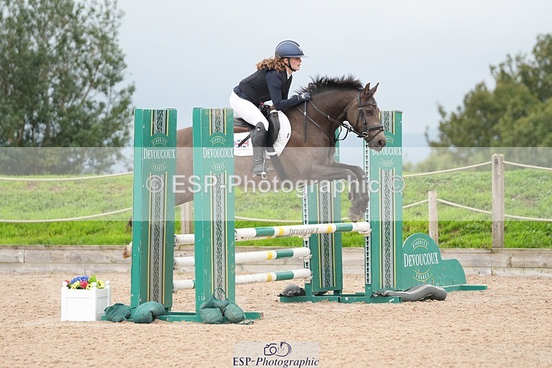 250920-102724-00621 - Cls 5 Pony British Novice and 80cm