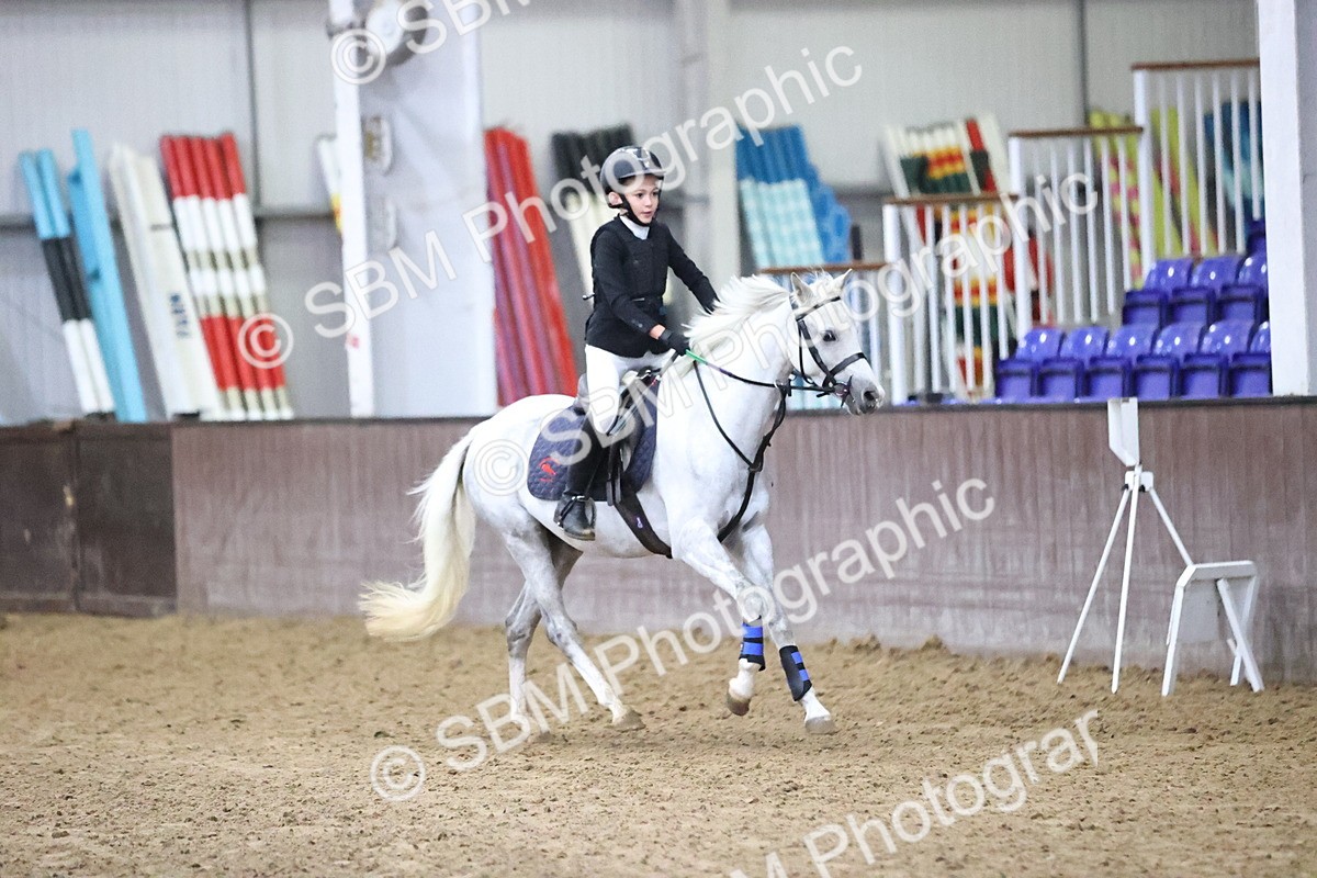 SBM_000073 - Class 1 - Fox Farriers 30cm