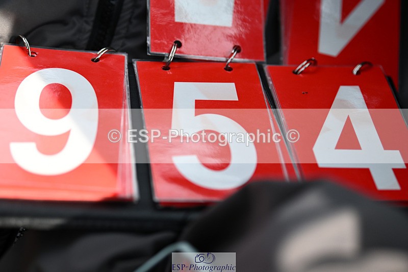 240825X-170805-37421 - 80cm XC 16.30 to 17.30