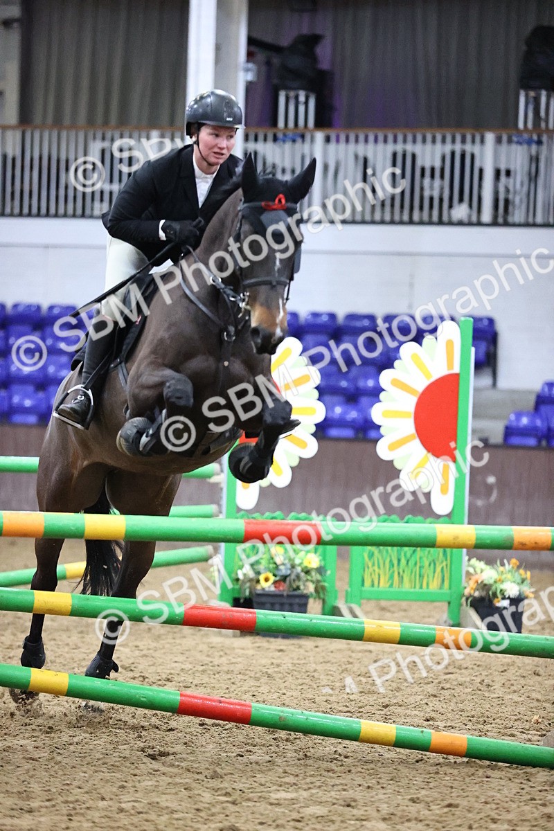 SBM_2316 - Class 8 - Nupafeed Supplements Senior Discovery/ 1m Open