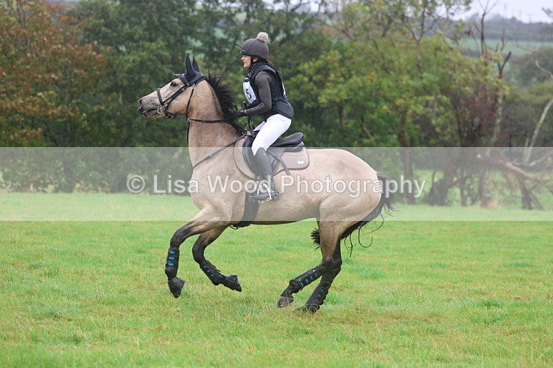 3E7A1169 - Class 2: 70cm: Half Roll Top