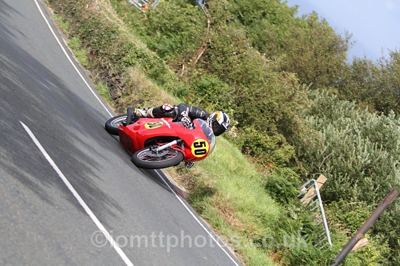 FOM_9653 - Bennetts 500cc Classic TT Race
