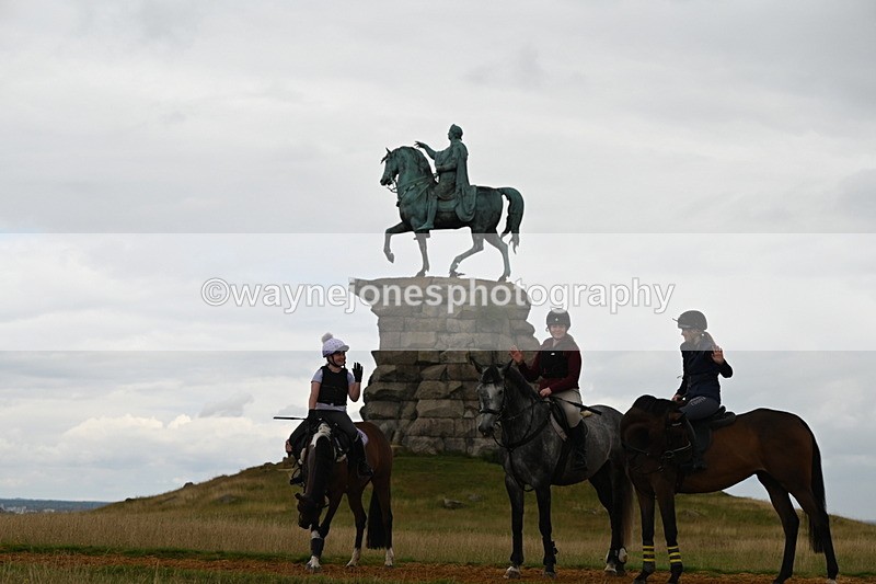 DSC_7517 - Time at Statue 13:16 to 13:52