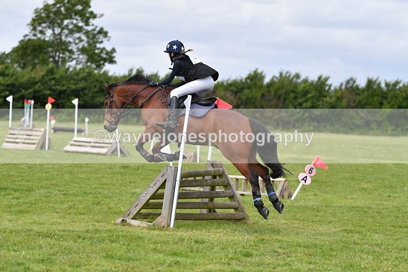 WJ5_3399 - Class 5 80cm Pairs