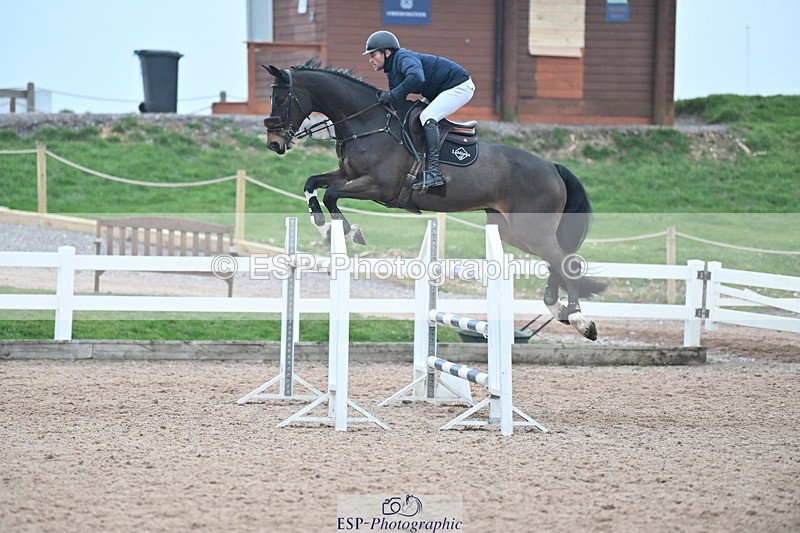 240113A-151155-02489 - Cls 15 National 1.30m and 1.40m