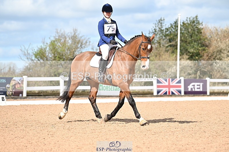 240324A-121924-02219 - Novice 28, 12.15 to 13.00