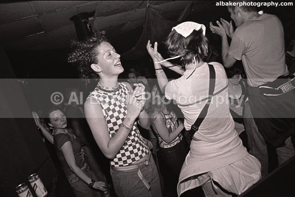 38 - Friends-&-Family @ the-roadhouse 15.09.01