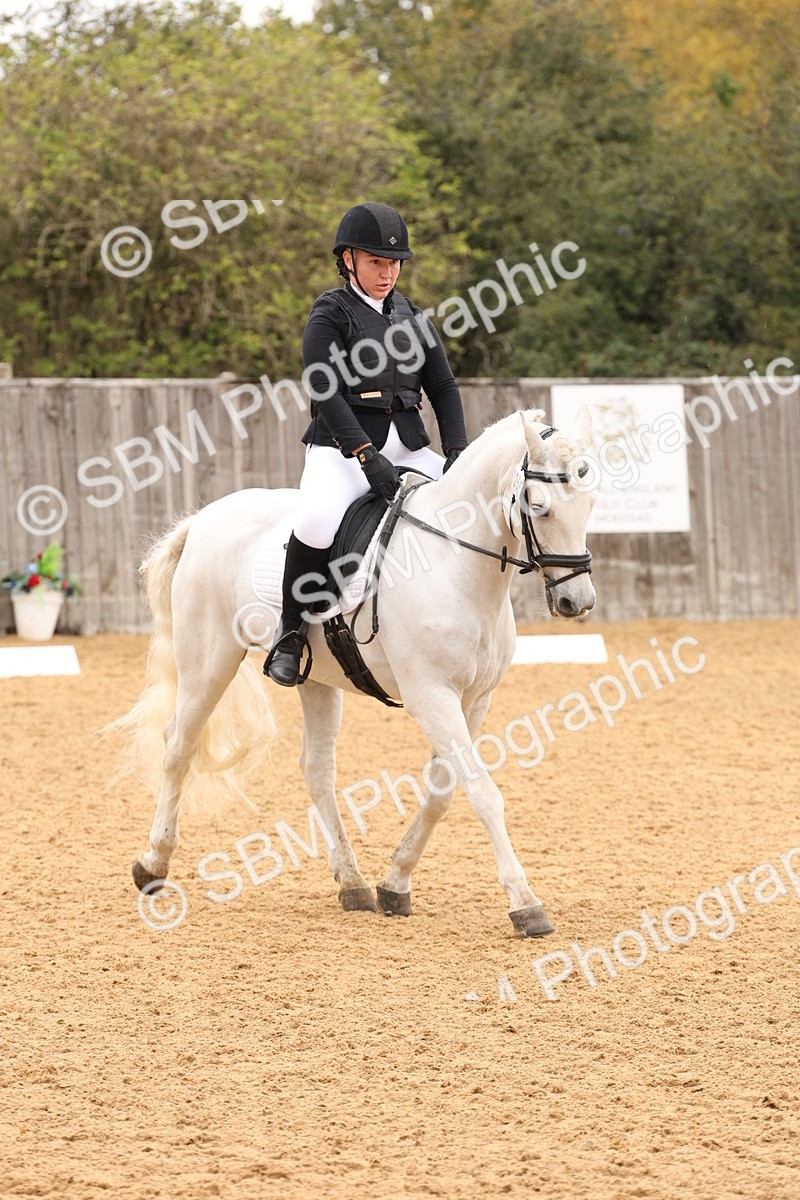 SBM_44029 - D6 - Small Tour Championship Intro 4