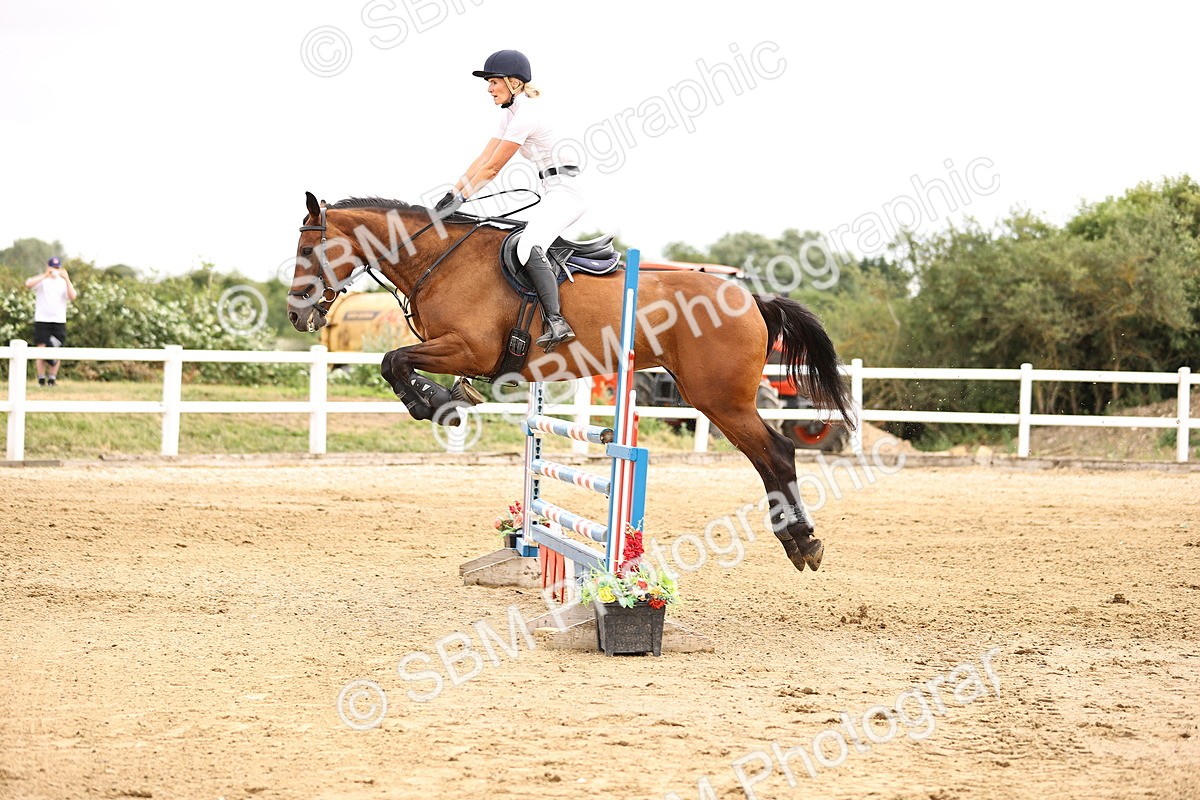 SBM_003202 - Class 21 - Senior Newcomers - 1.10m