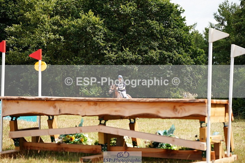 250802A-150012-05575 - D-161-Amelia.Halley-MOMENTUM.21