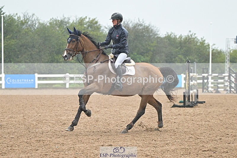 240925A-135954-01022 - Cls 5 Foxhunter and 1.20m Open