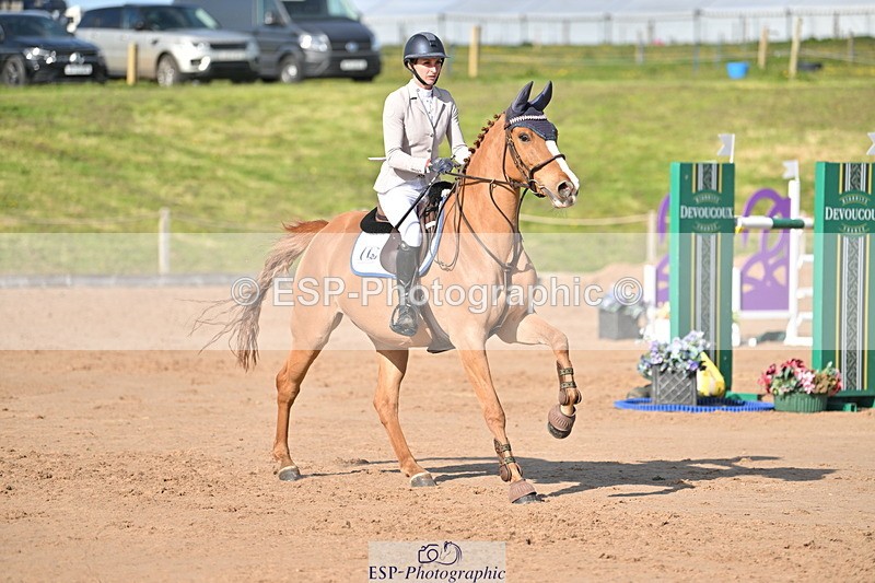 240420A-165611-12520 - Cls 11, 2 Star Big Tour 1.40m