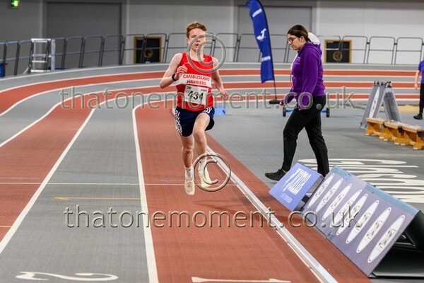 Age26SUN-910512 - Track Male Set Two