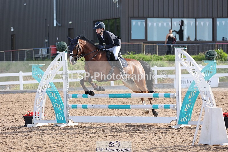 240629A-080241-02376 - Cls 16 British Novice and 80cm Open