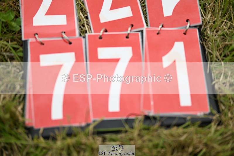 240825X-163256-37548 - 80cm XC 16.30 to 17.30