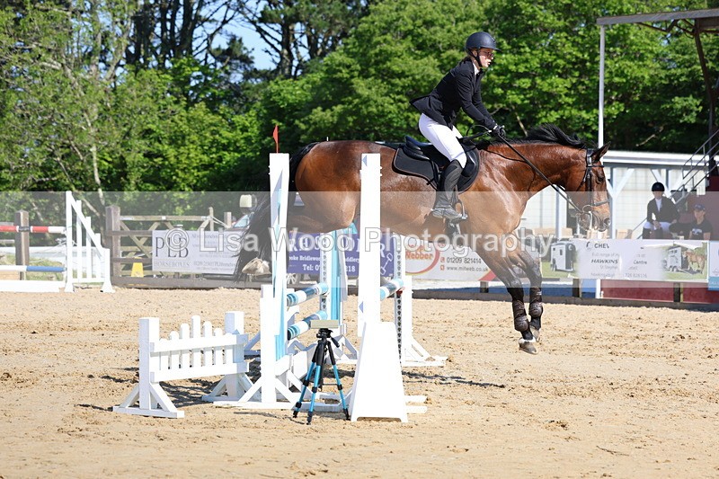 3E7A5092 - Class 3: Senior 80cm