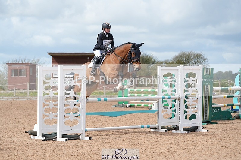 260418-112520-01485 - B-070-Alice.Kneen