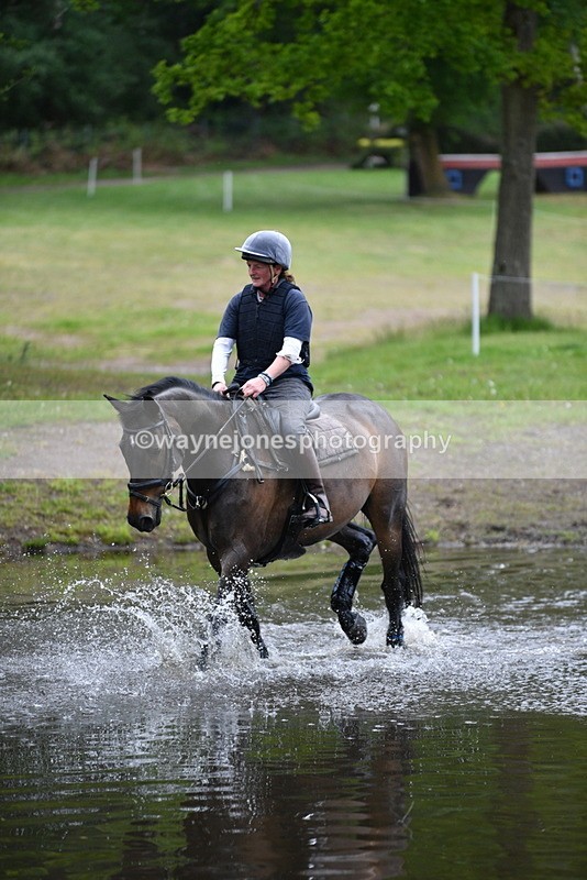 WJ5_5320 - Time 12:04 to 13:05