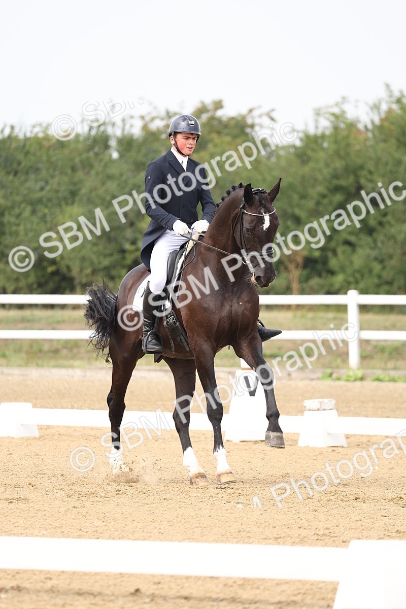 SBM_007152 - Class 9 - FEI INT I - 13.37-14.33