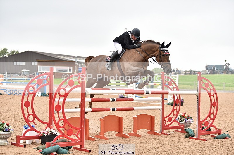 230810A-145200-01323 - Cls 11 1.30m Open