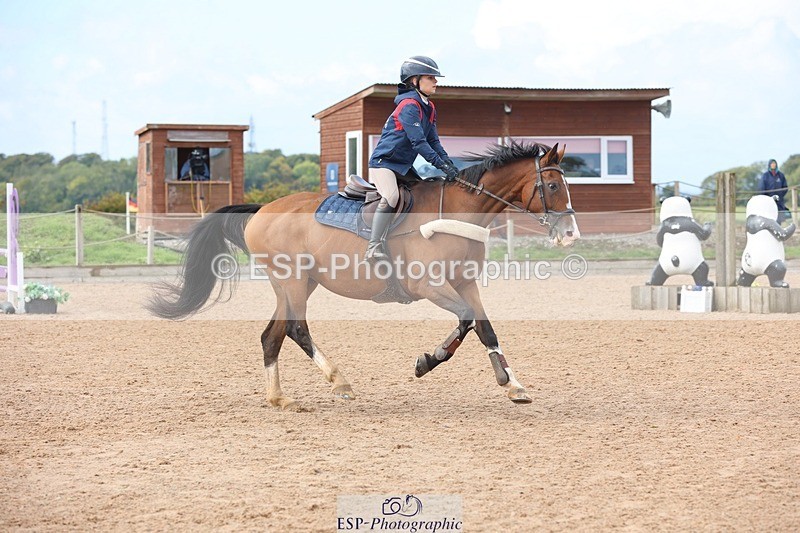 250911-142357-02425 - Cls 5 Chard Snr 90cm Speed Derby