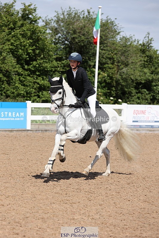 240629A-111218-04442 - Cls 17 Discovery and 90cm Open