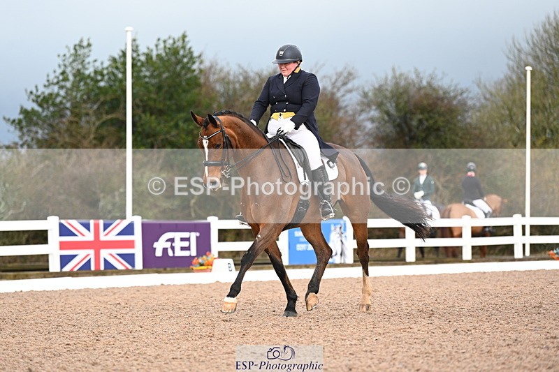 240218A-093803-05165 - 201-Emily.farleigh-Wake.up