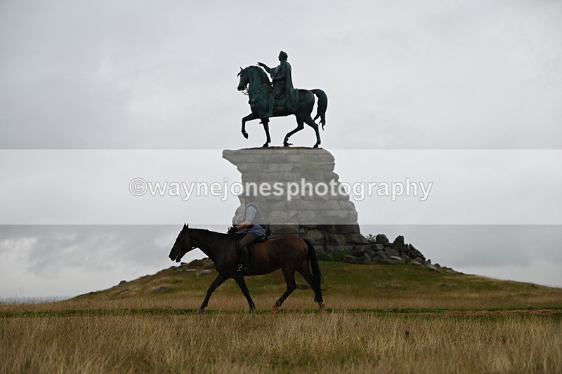 DSC_3472 - Time at Statue 13:51 to 14:55