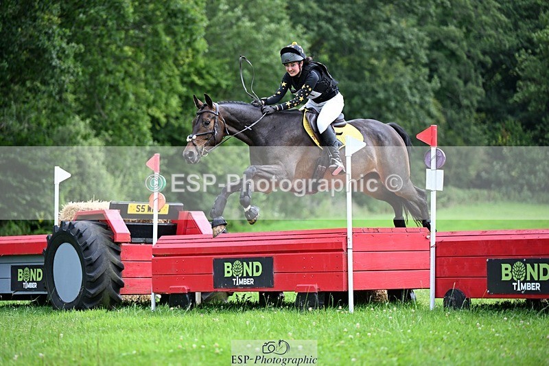 240803-135550-06743 - 211-Bethany_Hull-CARRICK_DIAMOND_OLIVER