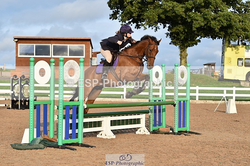 220829A-183204-00579 - 90cm classes