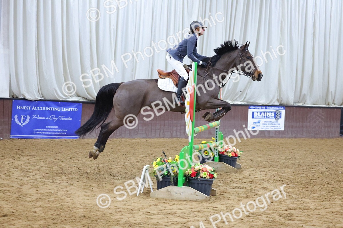 SBM_001433 - Class 14 - Nupafeed Supplements Senior Discovery/ 1m Open - First Round (1.00m)