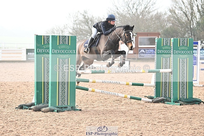 250209-112636-01527 - Cls 6 Pony Newcomers and 1m