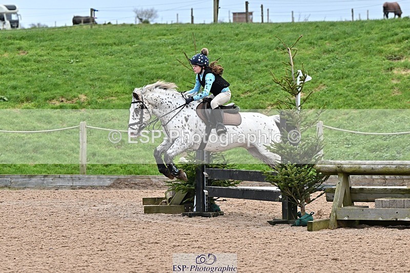 241215-103229-00330 - 70cm