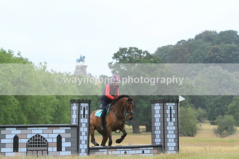 IMF_1629 - Time at Castle Jump 09:18 to 10:15