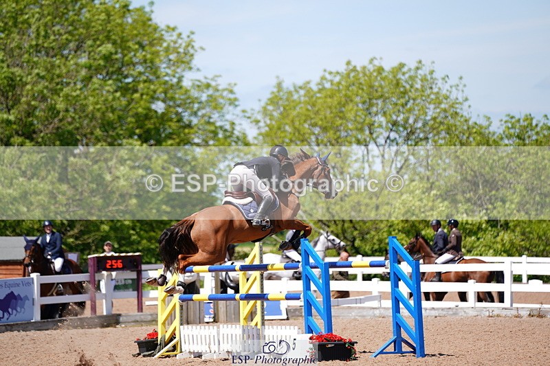 240525A-130550-06112 - Cls 17 National 1.30m