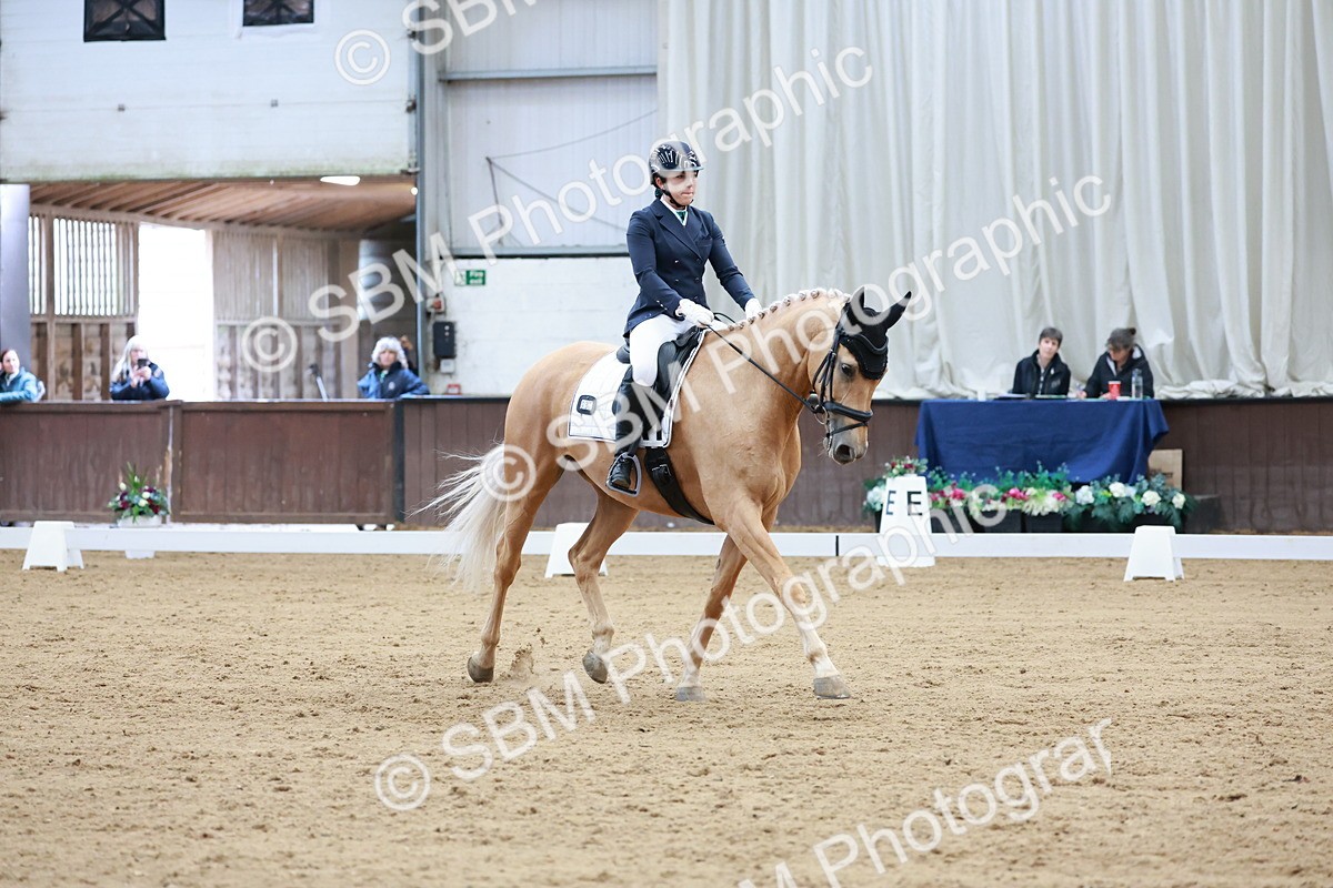 SBM_008724 - Class 6b - Novice 6 - 11.02-12.19