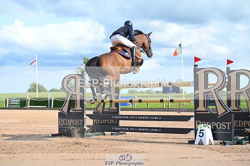 230721A-170320-07959 - Cls 10, 2 Star Big 1.45m Break to End