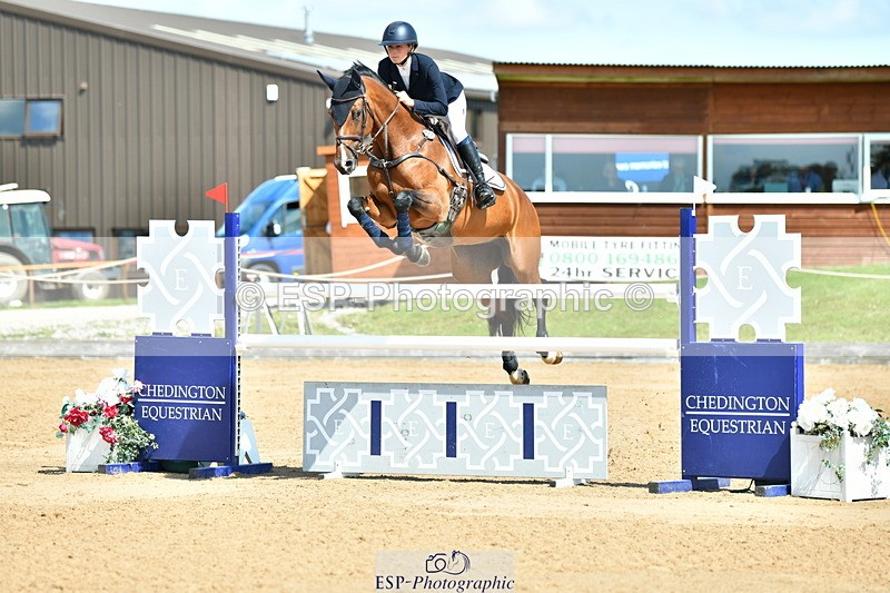 230720A-110820-02078 - Cls 5, 2 Star Medium 1.35m