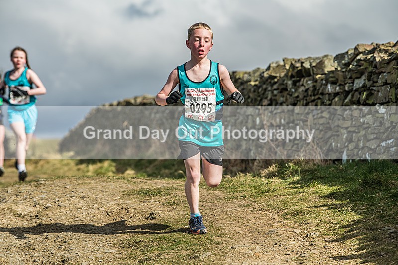 Helm Hill -36 - Kendal Winter League Helm Hill Fell Races (Under 13/15/17 & Seniors) Sunday 16th March 2025
