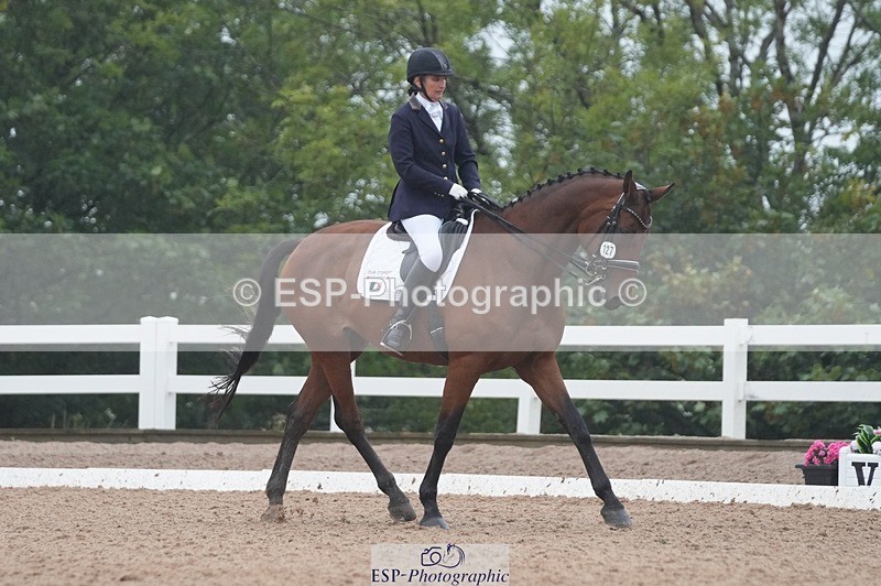 250907-143320-07801 - 127-Kathryn.LittleQuietly.Does.It