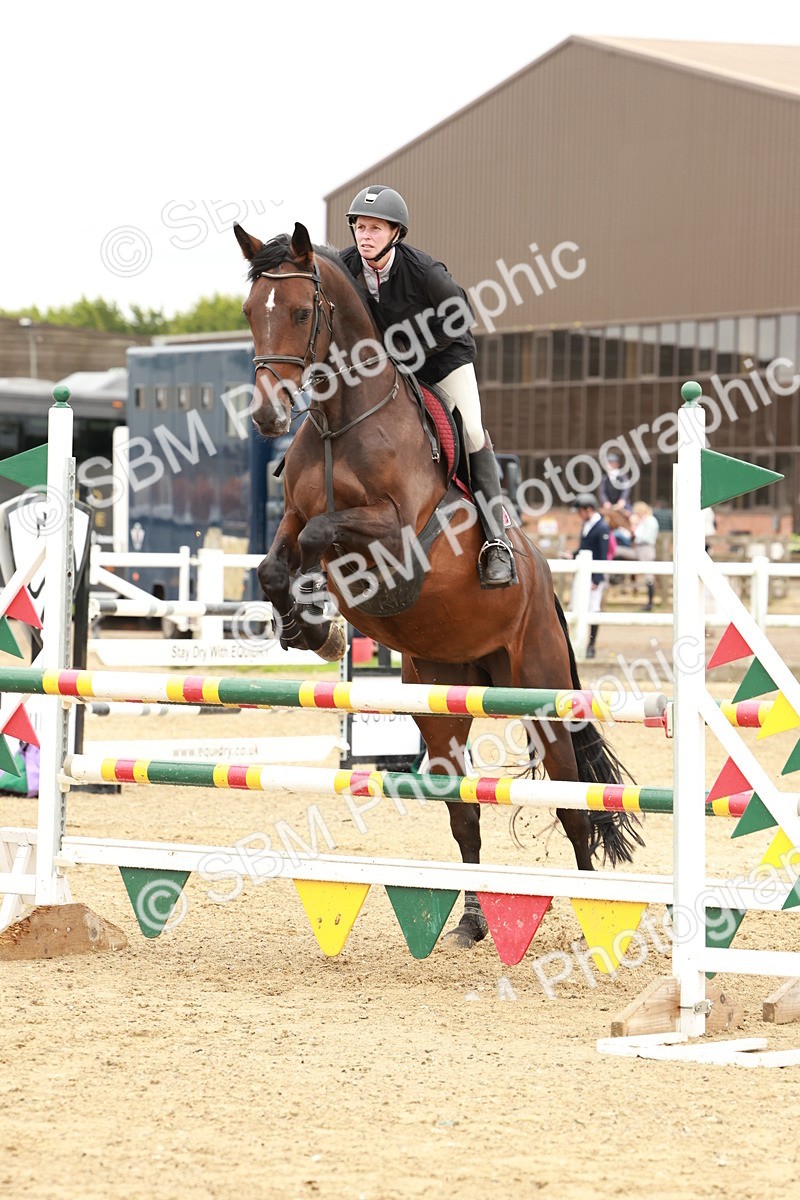 1I0A7749 - Class 4 - Senior Newcomers 1.10m