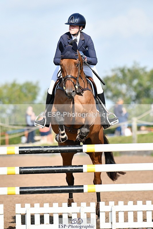 240915A-095411-08869 - Cls 25 Snr 1.20m Open